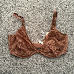 VS Body by Victoria lace plunge bra